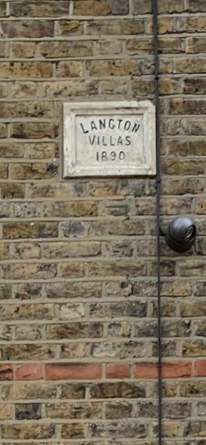 35 Mins To Central London. 3 Bedrooms. 2 Bathrooms With Garden Exterior foto